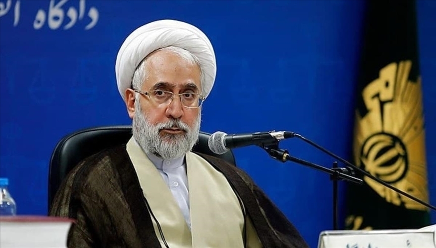 کشت خشخاش در کشور ممنوع است/  اسامی کسانی که ارز حاصل از صادرات را بازنگردانده‌اند اعلام شود
