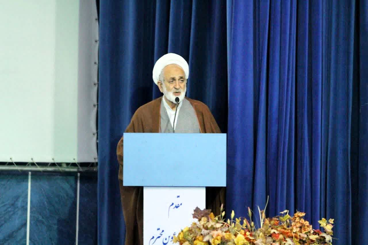 دشمنان داخلی و خارجی می‌خواهند در جامعه تفرقه ایجاد گنند