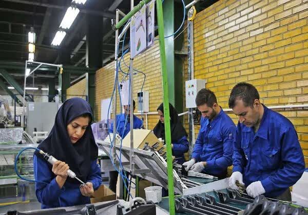 با شعار دادن شغل درست نمی شود!