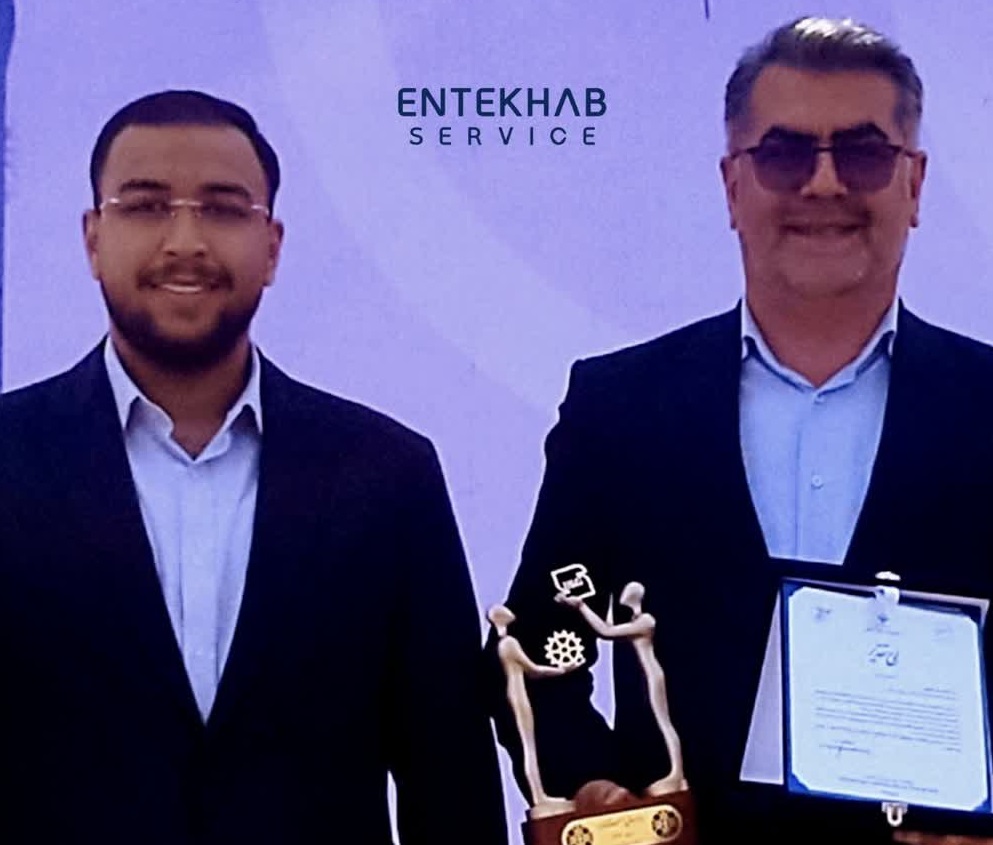 درخشش انتخاب سرویس در سطح ملی به عنوان تنها واحد دریافت کننده تندیس واحد نمونه استاندارد کشور