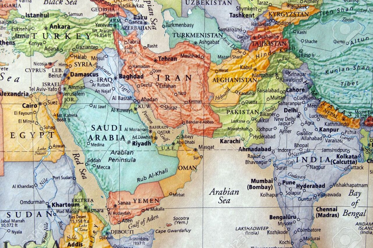 «درخت پسته»؛ حکایت واقع‌بینانه نویسنده مصری از روابط ایران و اعراب