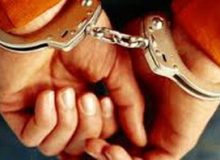 کشف ۱۰۸۰ شلوار جین قاچاق در محورهای مواصلاتی شاهین‌شهر / ارزش محموله یک میلیارد و ۵۰۰ میلیون تومان اعلام شد