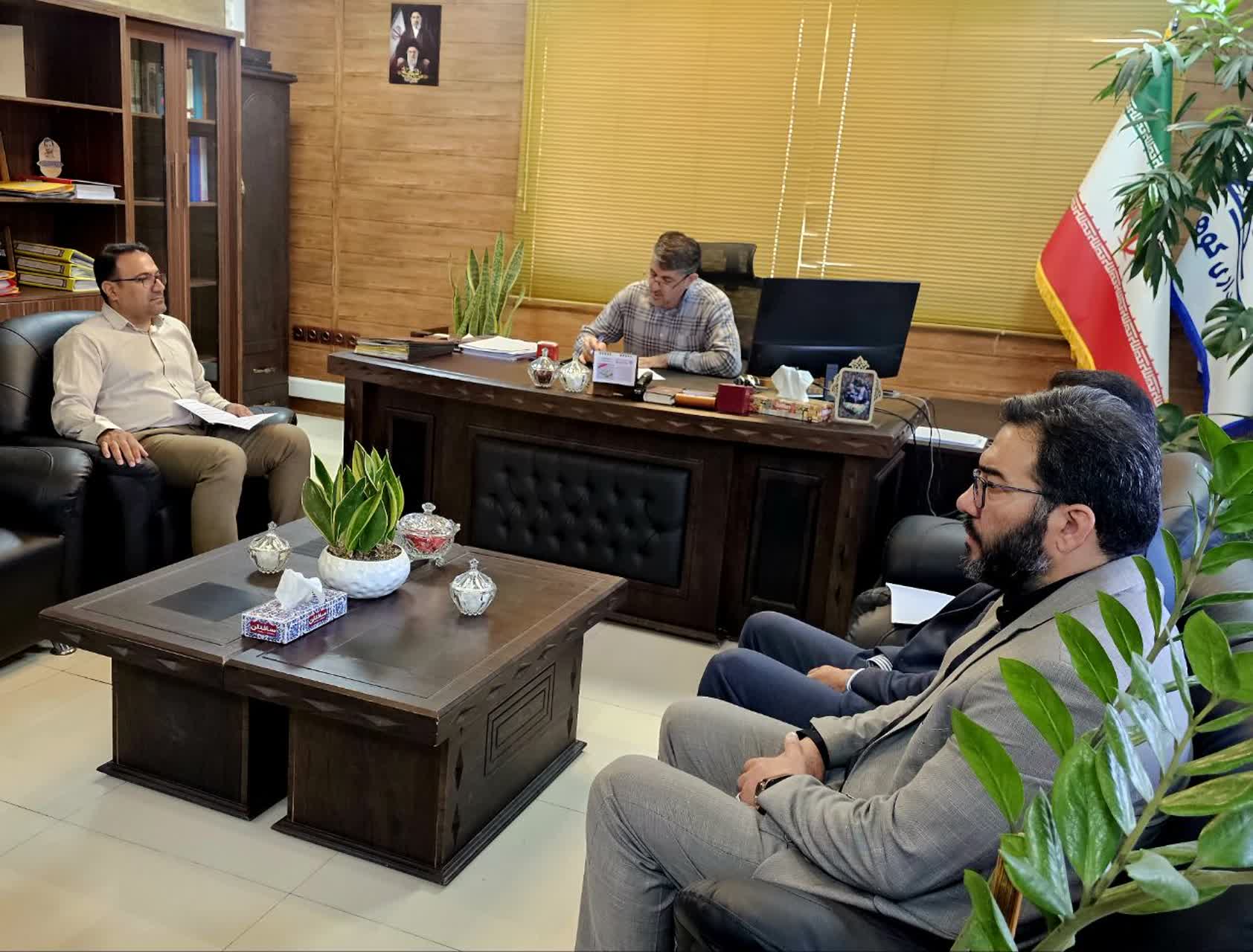 شهردار کوهسار در نشست عمومی با شهروندان دیدار کرد