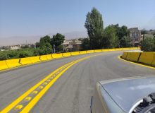 تکمیل تجهیزات ترافیکی پل روگذر راه‌آهن هشتگرد؛ گامی در مسیر ایمنی و ساماندهی عبور و مرور