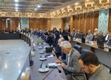 رئیس اتاق اصناف مرکز استان اصفهان خواستار تقویت جایگاه اصناف در تصمیم‌گیری‌های اقتصادی شد